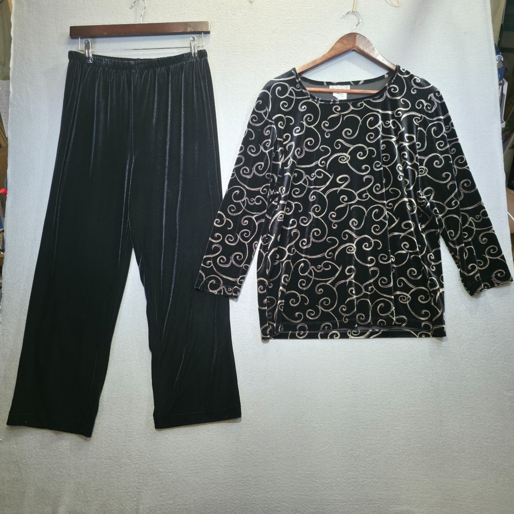 Notations Women's Black & Gold Velvet Pants (Medium) & Shirt (Large) Outfit